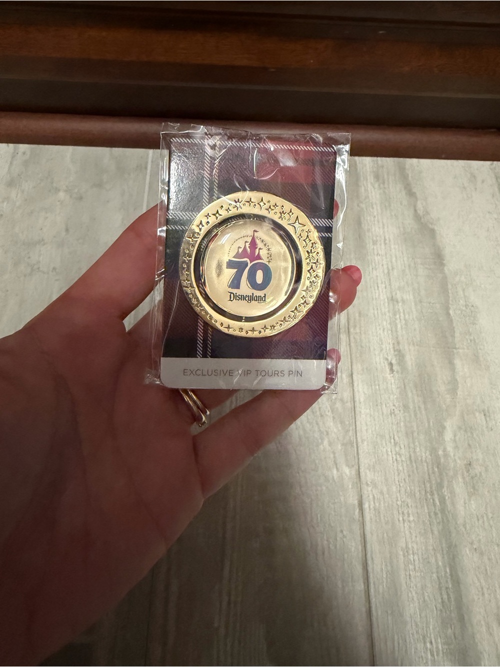 Disneyland 70th VIP tourAnniversary Gold Collectible Pin - Gold & Blue